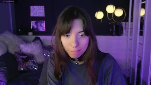 Snapshot of camilla_evers chatting on April 2026 06:02:02 AM Camilla online show from April 2026 06:02:02 AM