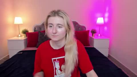 camilladreamer online show from November 2025 04:41:02 PM