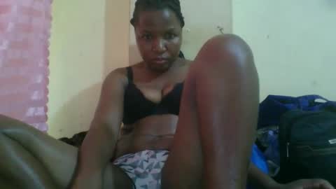 Snapshot of camillah_sweet chatting on November 2025 10:51:01 AM camillah_sweet online show from November 2025 10:51:01 AM