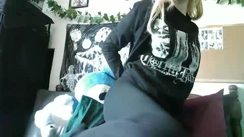 Camille Deville online show from January 2025 11:26:01 PM