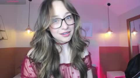 Snapshot of camille_eyes chatting on March 2026 01:38:01 PM camille online show from March 2026 01:38:01 PM