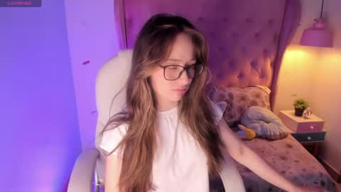 Snapshot of camille_eyes chatting on April 2026 01:16:02 PM camille online show from April 2026 01:16:02 PM