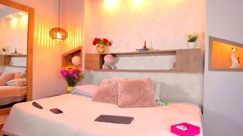 Camille Lynn online show from November 2025 02:22:01 AM