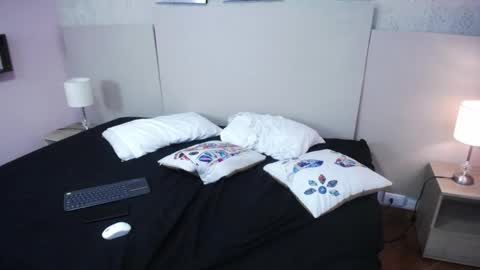 Snapshot of camille_n_shaggy chatting on April 2026 07:45:01 AM Camille and Shaggy online show from April 2026 07:45:01 AM