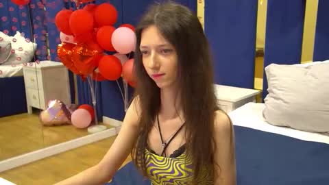 camillewhite online show from March 2026 05:44:01 AM