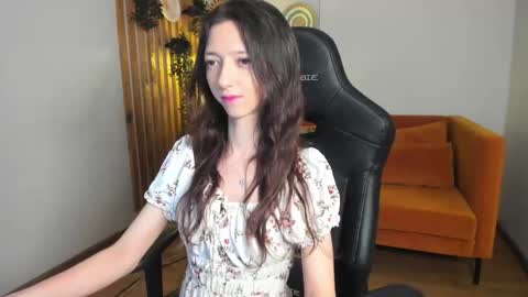 camillewhite online show from March 2026 05:12:01 AM