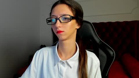 camillewhite online show from March 2026 06:08:01 AM