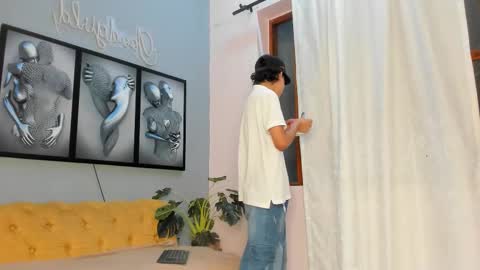 Camillo Virgil online show from November 2025 11:03:02 AM