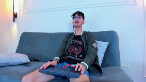 Camilo online show from November 2025 03:05:01 AM