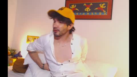 Snapshot of camilosaennz chatting on January 2025 01:32:01 AM camilo online show from January 2025 01:32:01 AM