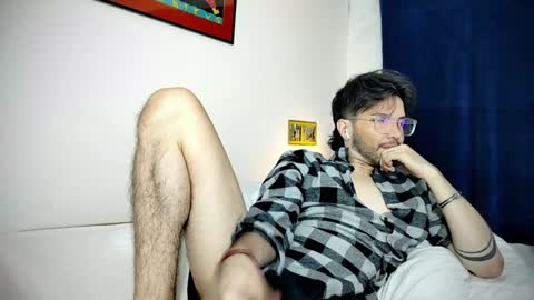 Snapshot of camilosaennz chatting on January 2025 05:56:01 AM camilo online show from January 2025 05:56:01 AM