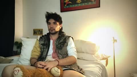 Snapshot of camilosaennz chatting on February 2025 10:44:02 AM camilo online show from February 2025 10:44:02 AM