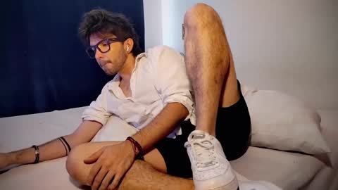 Snapshot of camilosaennz chatting on February 2025 04:04:02 PM camilo online show from February 2025 04:04:02 PM