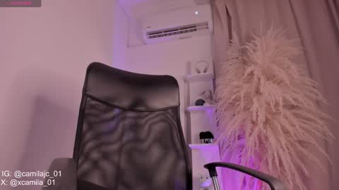 Laura Camila online show from February 2025 11:32:01 PM