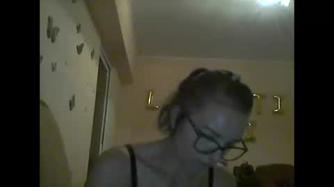 Snapshot of cammyskye chatting on October 2025 06:25:02 PM Cammy online show from October 2025 06:25:02 PM