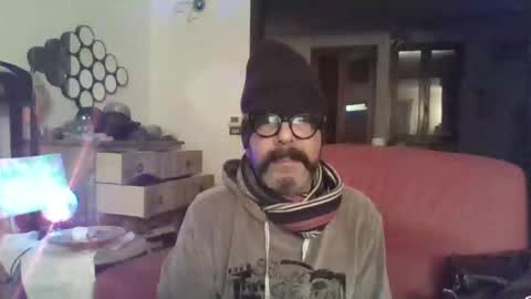 Snapshot of camomilla72 chatting on October 2025 11:00:02 AM Cristian online show from October 2025 11:00:02 AM