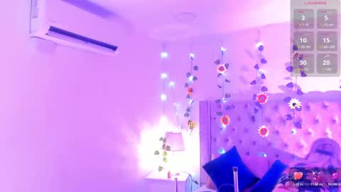 Candie  online show from October 2025 12:46:01 PM