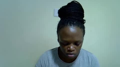 candiemaya online show from February 2026 12:21:01 PM