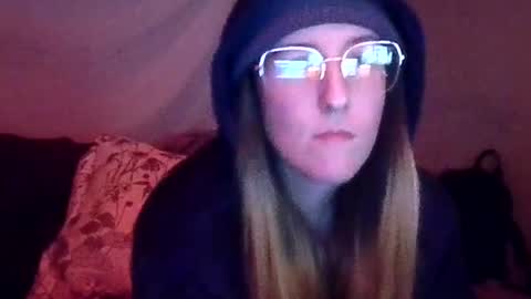 Candi online show from December 2025 09:14:01 AM