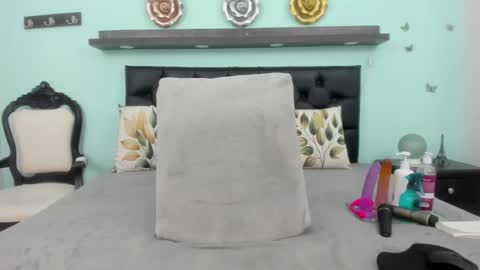 candy_big_tits18 online show from January 2026 12:34:02 AM