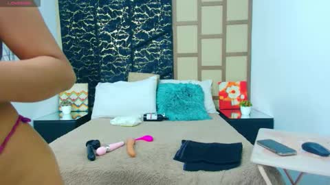 Candy biitch online show from May 2026 02:55:01 PM