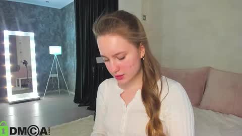 Candy online show from October 2025 09:21:01 AM