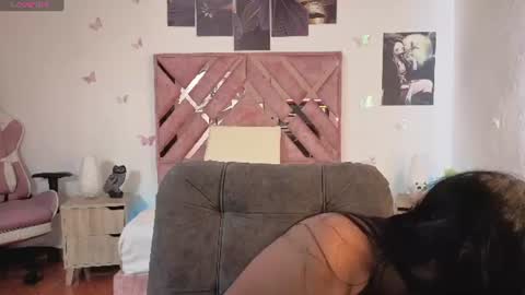 Snapshot of candy_chloe02 chatting on June 2026 06:49:01 AM Im ChloeJoin The Fan Club online show from June 2026 06:49:01 AM