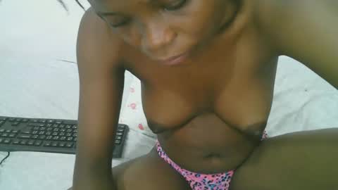 Snapshot of candy_lisah chatting on April 2026 10:25:02 PM Lisa online show from April 2026 10:25:02 PM