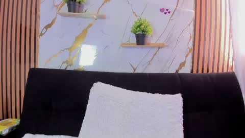Candy  online show from June 2026 07:19:02 PM