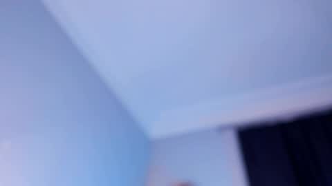 Sandy online show from March 2025 01:46:01 PM