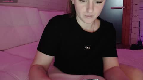 CandyBunie online show from January 2026 10:31:01 AM