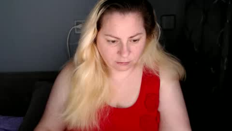 Laura online show from September 2025 11:32:02 AM