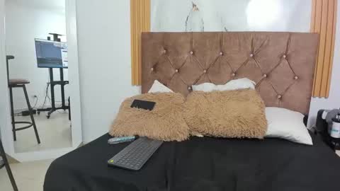 candyfox online show from February 2026 08:10:02 PM