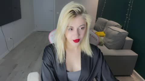 Snapshot of candyhannah chatting on April 2026 05:05:02 PM You can call me HH online show from April 2026 05:05:02 PM