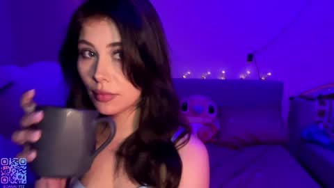 Dana online show from May 2026 08:27:02 PM