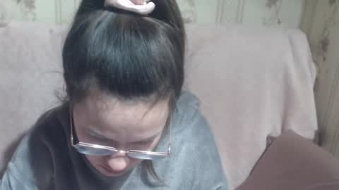 say meow and send tip  online show from March 2026 04:35:01 PM