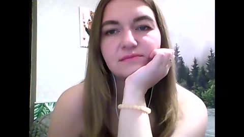 Daisy online show from March 2025 10:02:02 PM