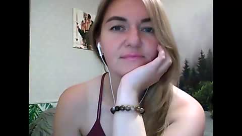 Daisy online show from September 2025 10:09:02 PM