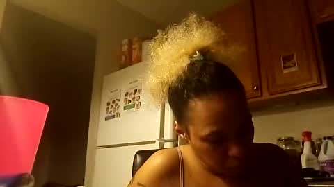 Snapshot of candyredxo2024 chatting on October 2025 12:55:01 AM candyredxo2024 online show from October 2025 12:55:01 AM