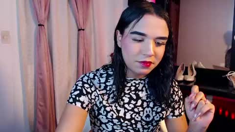 Snapshot of candyy_doll_ chatting on June 2026 06:12:02 AM candyy_doll_ online show from June 2026 06:12:02 AM