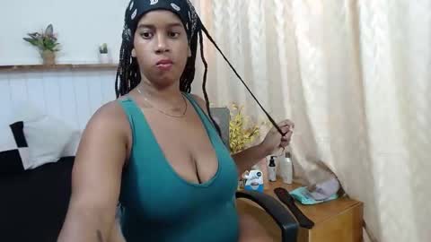 canelafierce online show from February 2025 09:25:02 PM