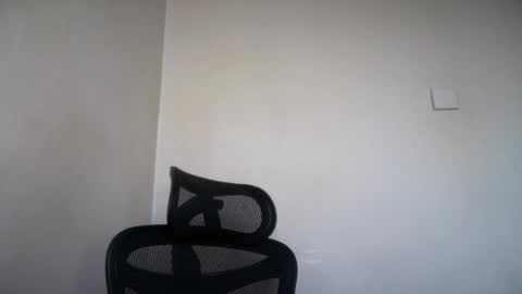 Emma online show from April 2026 05:47:02 AM