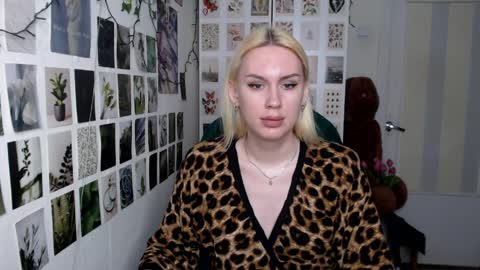 Snapshot of capricious00scorpio chatting on April 2026 01:09:02 PM Capricious Scorpio Afa online show from April 2026 01:09:02 PM