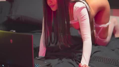 Miyah online show from September 2025 11:29:01 PM