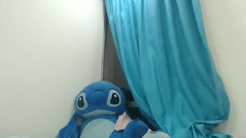 Snapshot of caramel_doll_ chatting on April 2026 01:47:01 AM ing online show from April 2026 01:47:01 AM