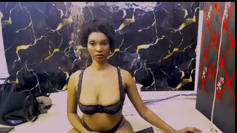 Snapshot of caramelminxx_ chatting on June 2026 08:07:01 AM caramelminxx_ online show from June 2026 08:07:01 AM
