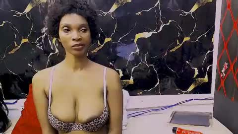 Snapshot of caramelminxx_ chatting on June 2026 08:39:02 AM caramelminxx_ online show from June 2026 08:39:02 AM
