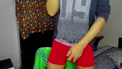 Carlos and Cristian  online show from October 2025 06:46:01 AM