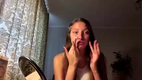 Snapshot of carenmilledge chatting on August 2026 07:21:01 AM Jay online show from August 2026 07:21:01 AM