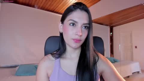 Snapshot of carina_rossi chatting on February 2025 12:16:02 PM Carina online show from February 2025 12:16:02 PM